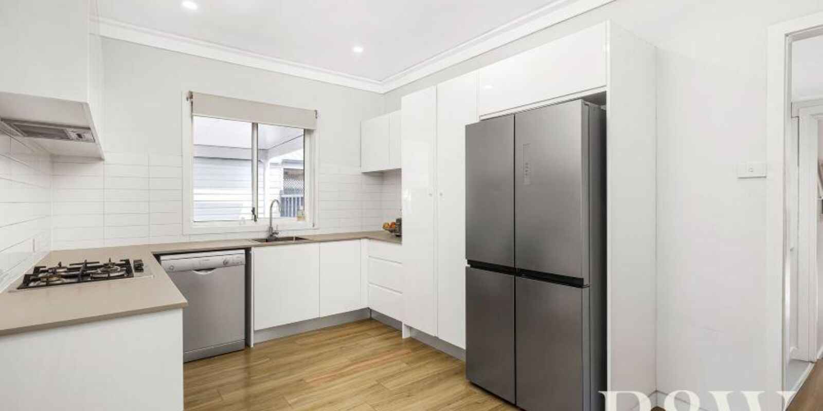 16 Dan Crescent Colyton