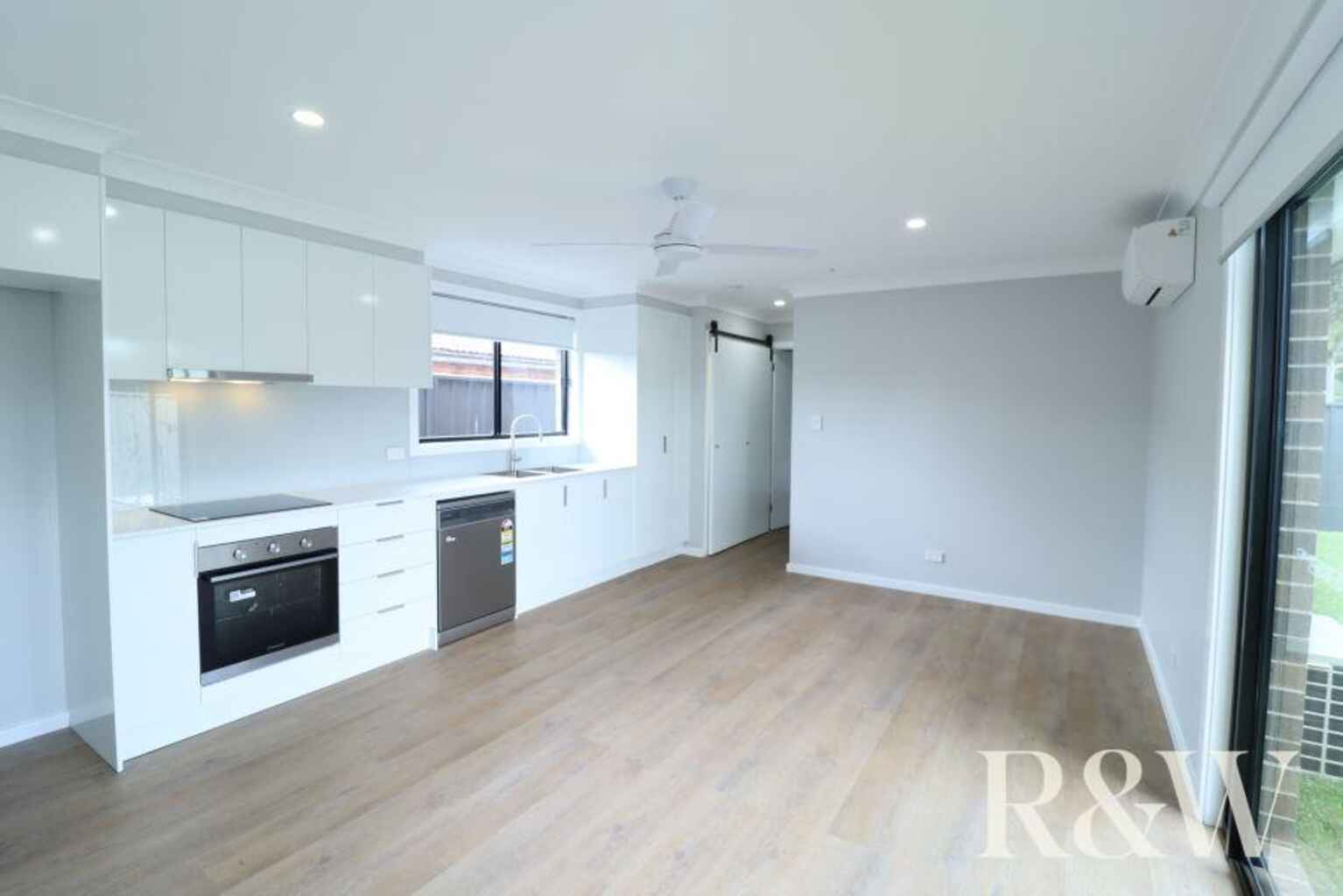 9A Tinarra Crescent Erskine Park