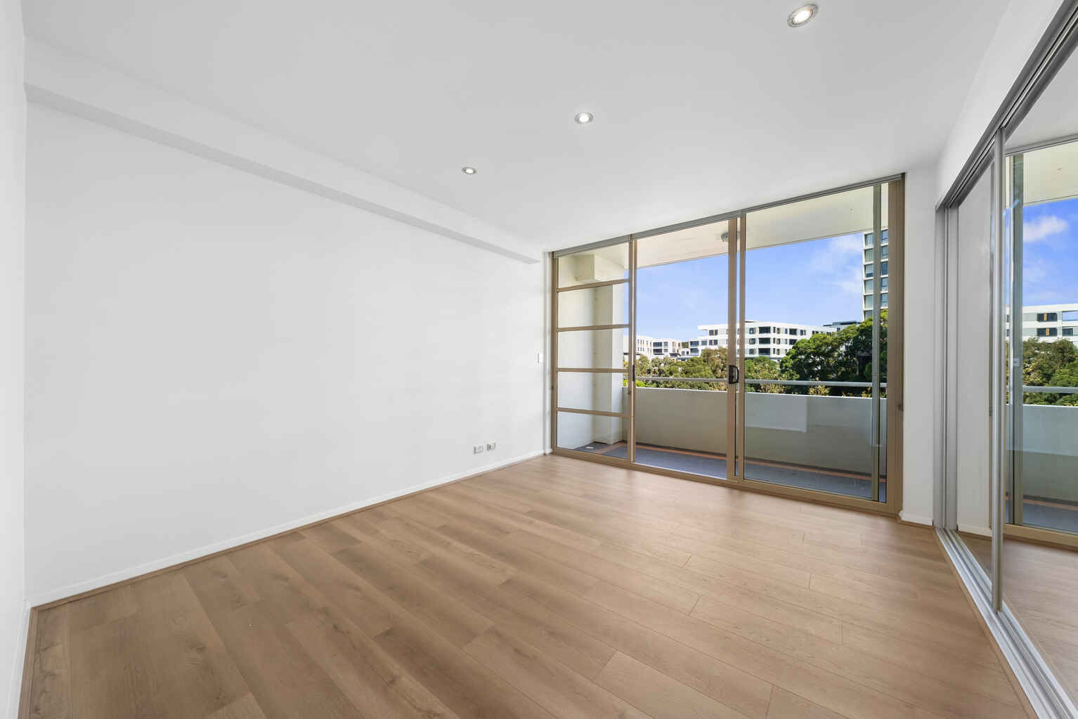 60/109-123 O'Riordan Street Mascot