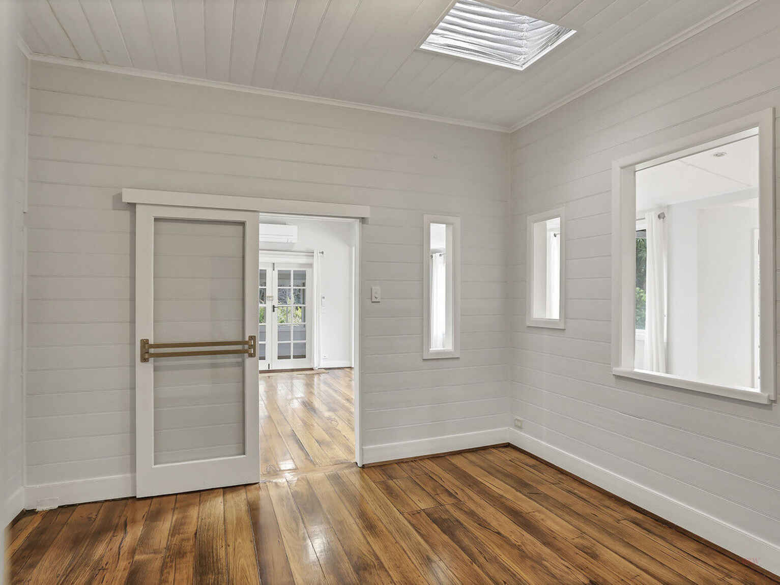 3 Main Street Robertson