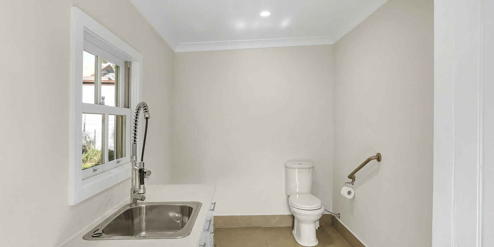 3 Main Street Robertson