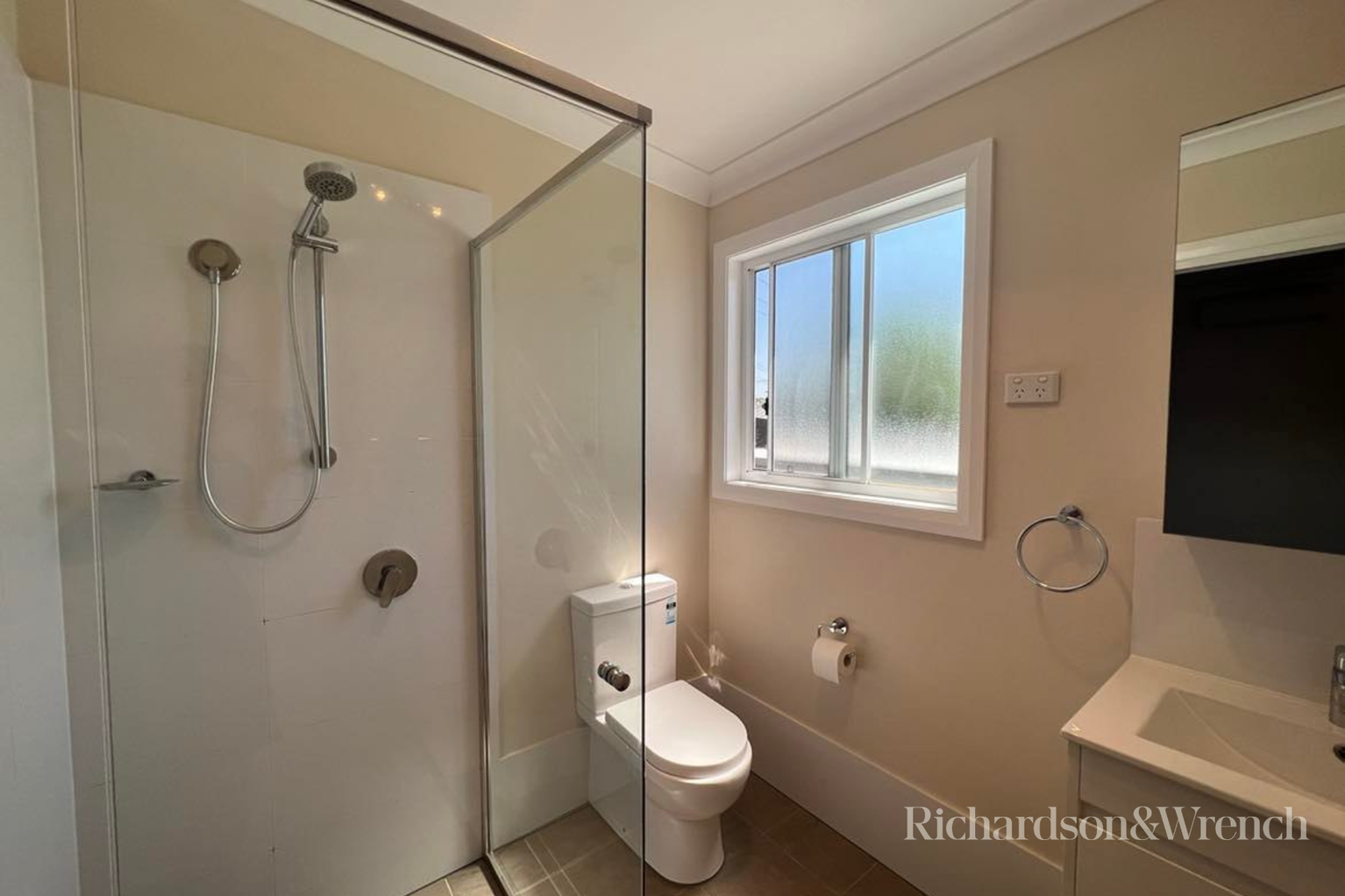 135A Brisbane Water Drive Point Clare