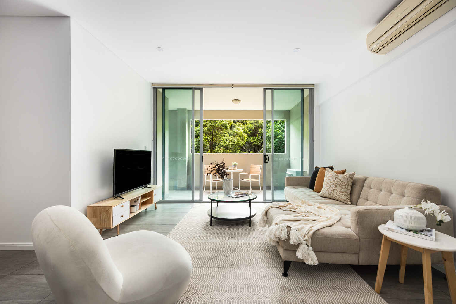 40/27 Wyndham Street Alexandria