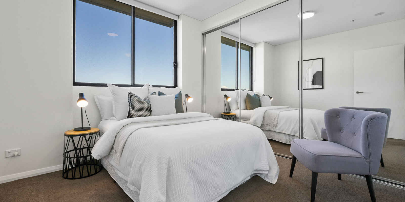 527/2E Charles Street Canterbury