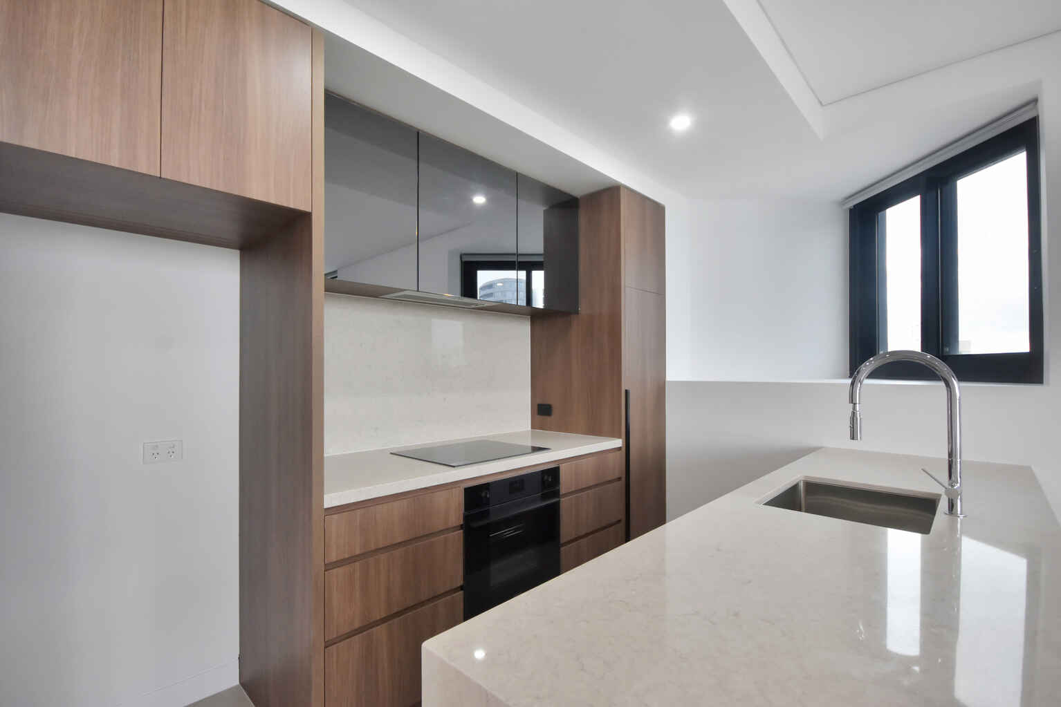 603/16A Llandaff Street Bondi Junction