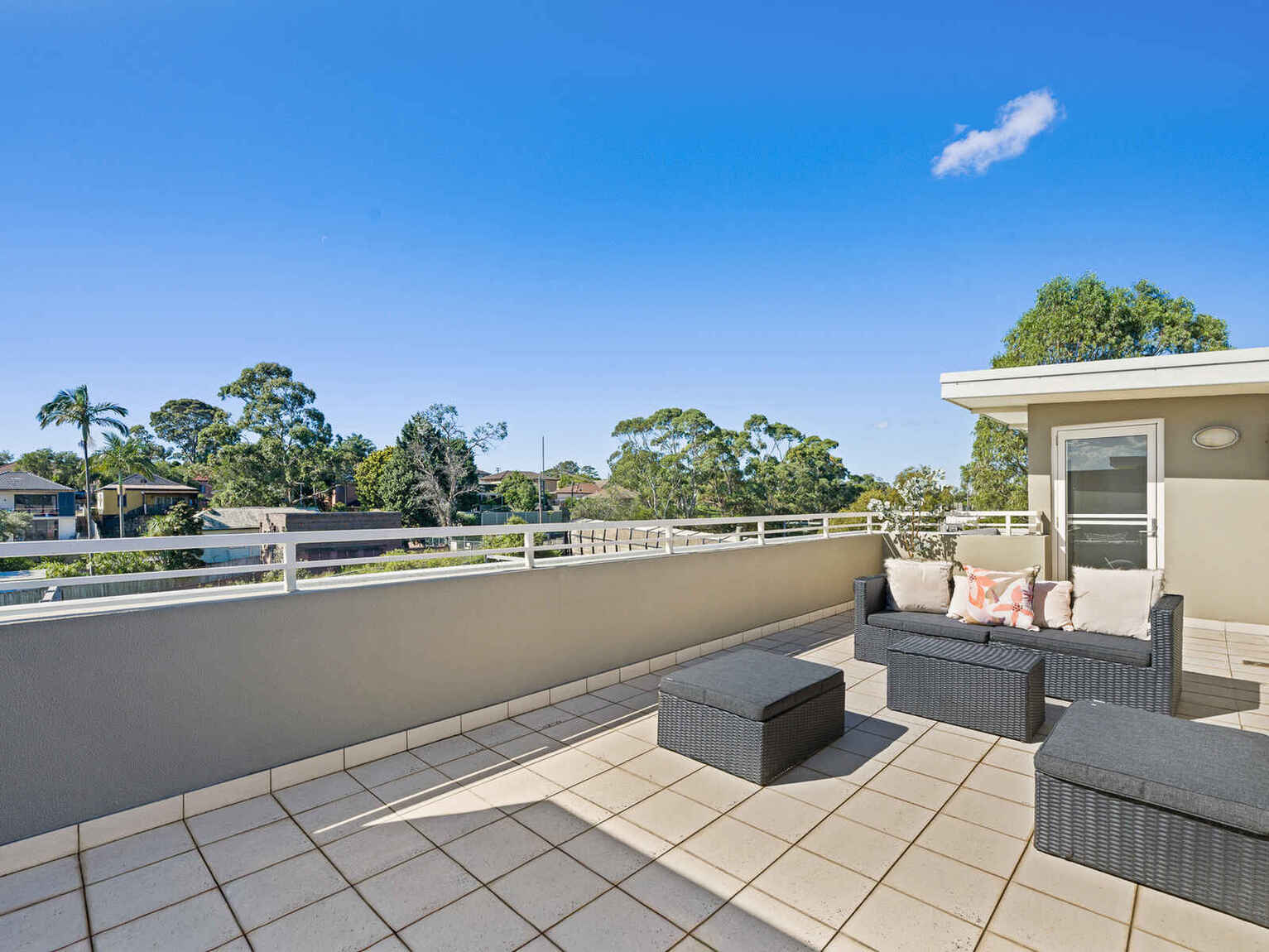 79/20 Close Street Canterbury 79/20 Close Street Canterbury