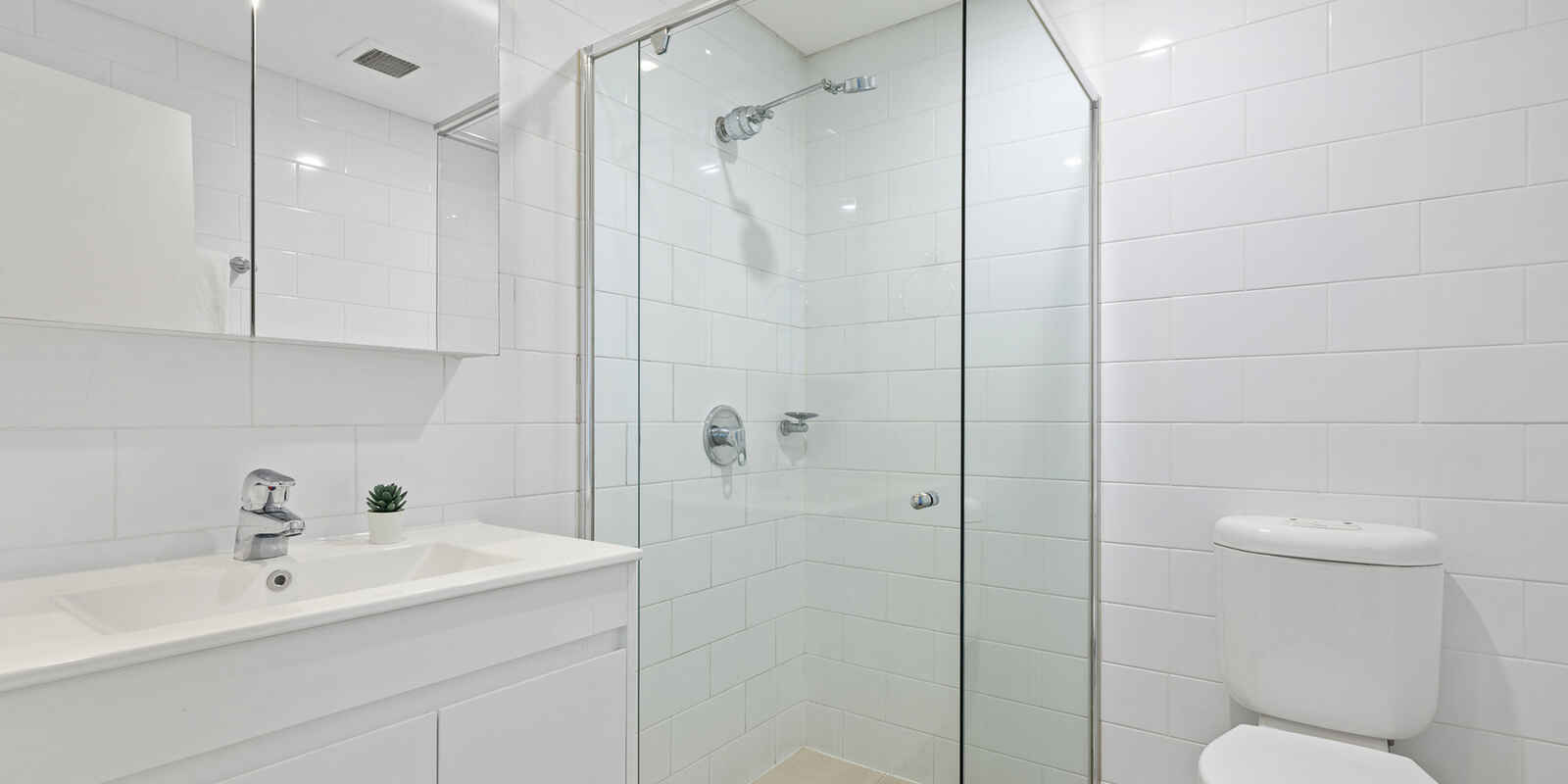 79/20 Close Street Canterbury 79/20 Close Street Canterbury