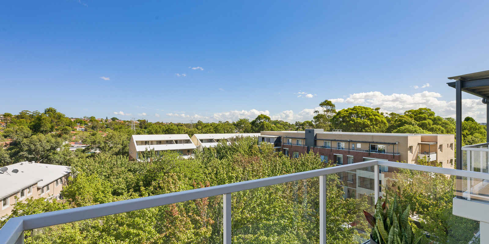 79/20 Close Street Canterbury 79/20 Close Street Canterbury