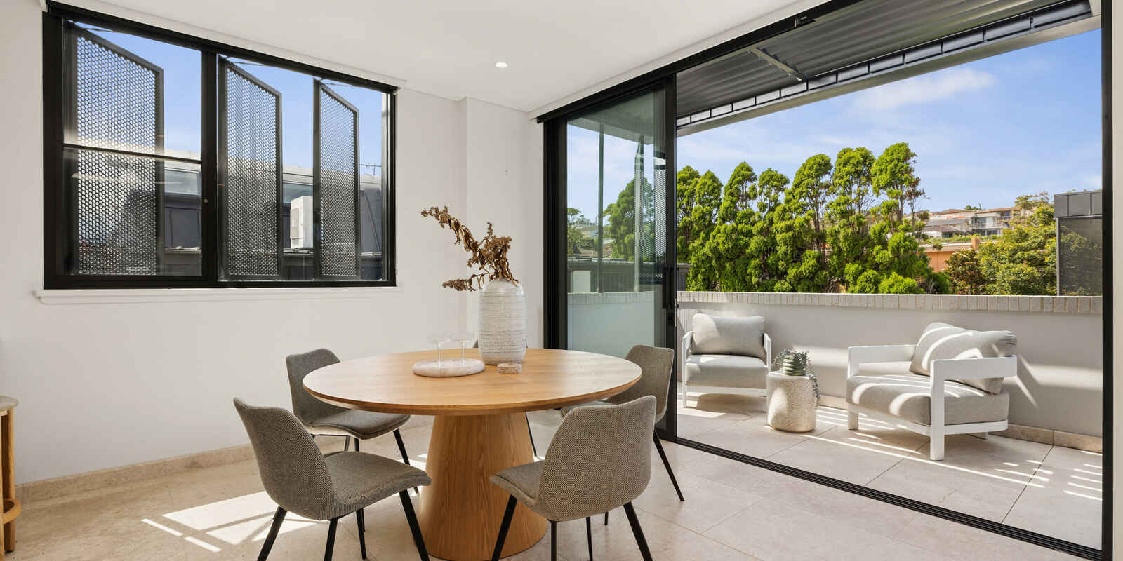 A302/575 Old South Head Road Rose Bay A302/575 Old South Head Road Rose Bay