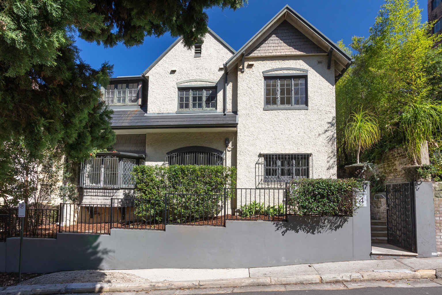 1/4 Holdsworth Avenue Elizabeth Bay 1/4 Holdsworth Avenue Elizabeth Bay