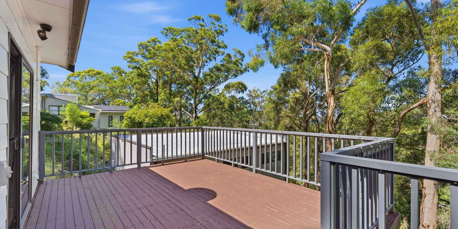 101 The Broadwaters Tascott