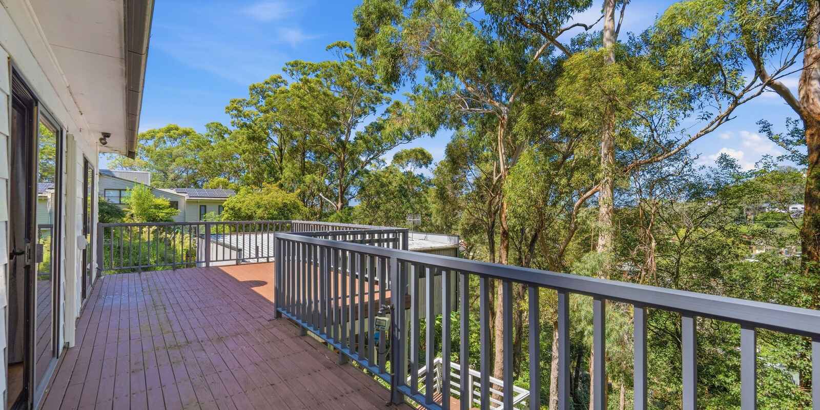 101 The Broadwaters Tascott