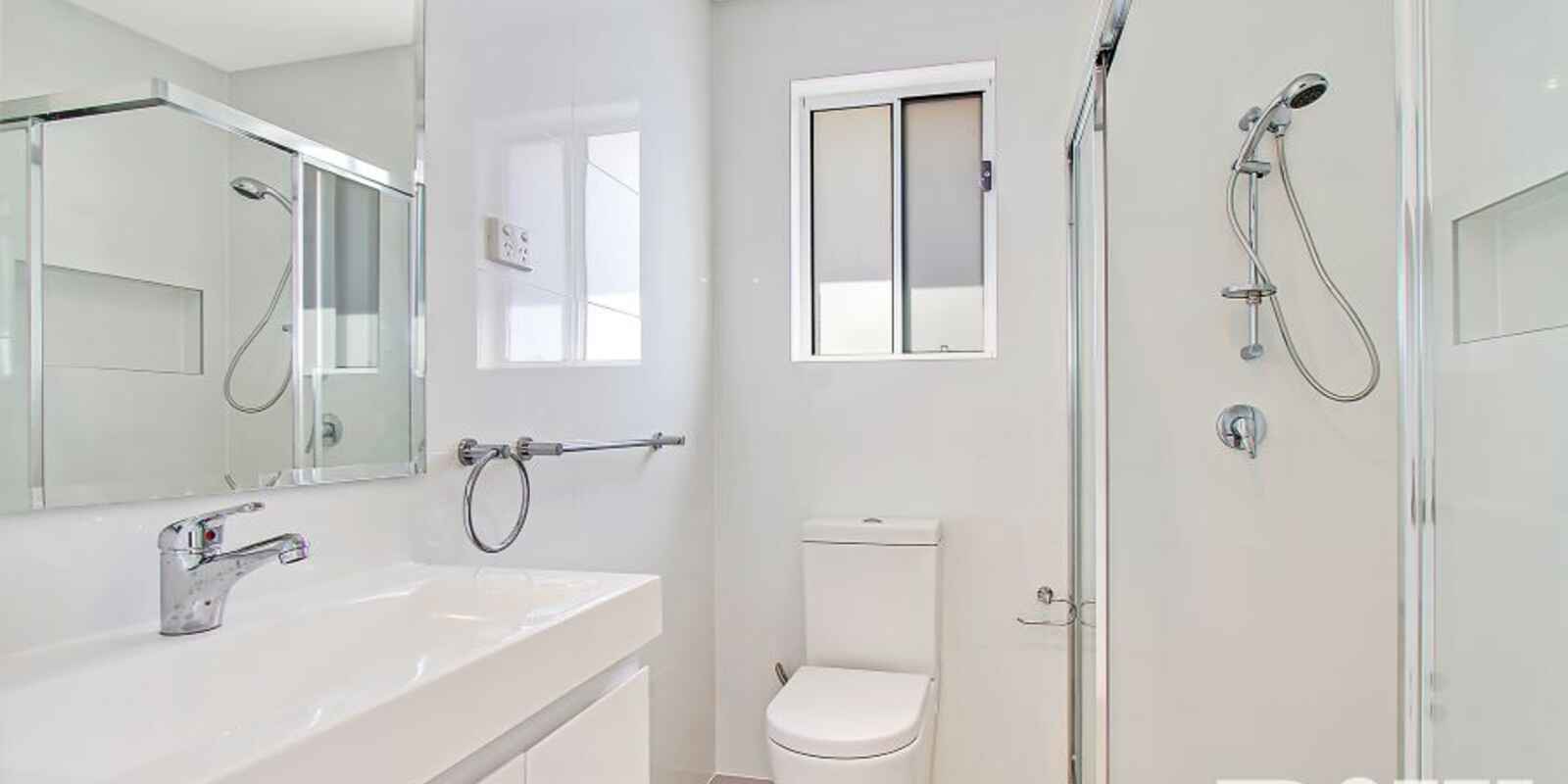 16A Mynah Close St Clair