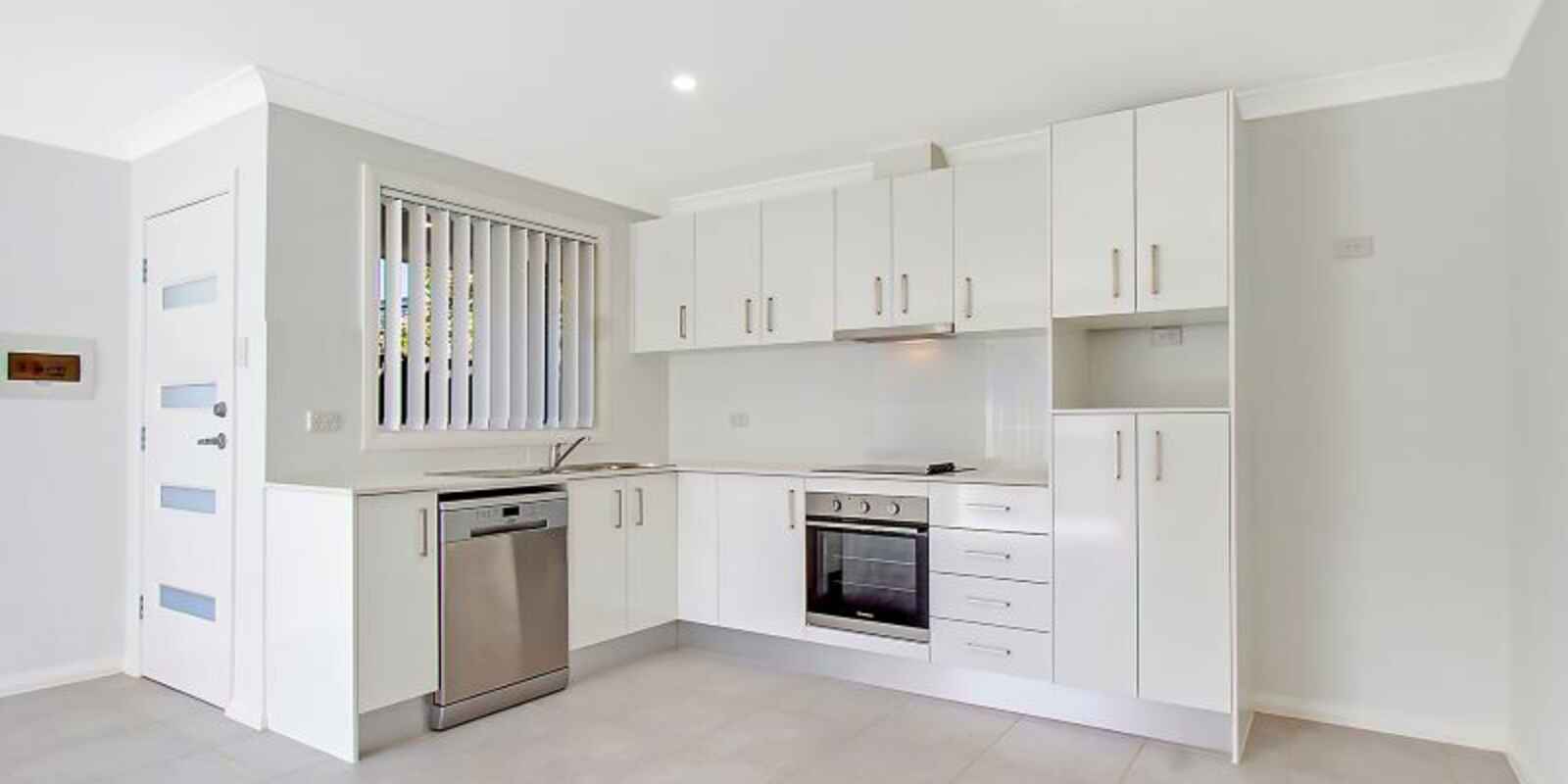 16A Mynah Close St Clair