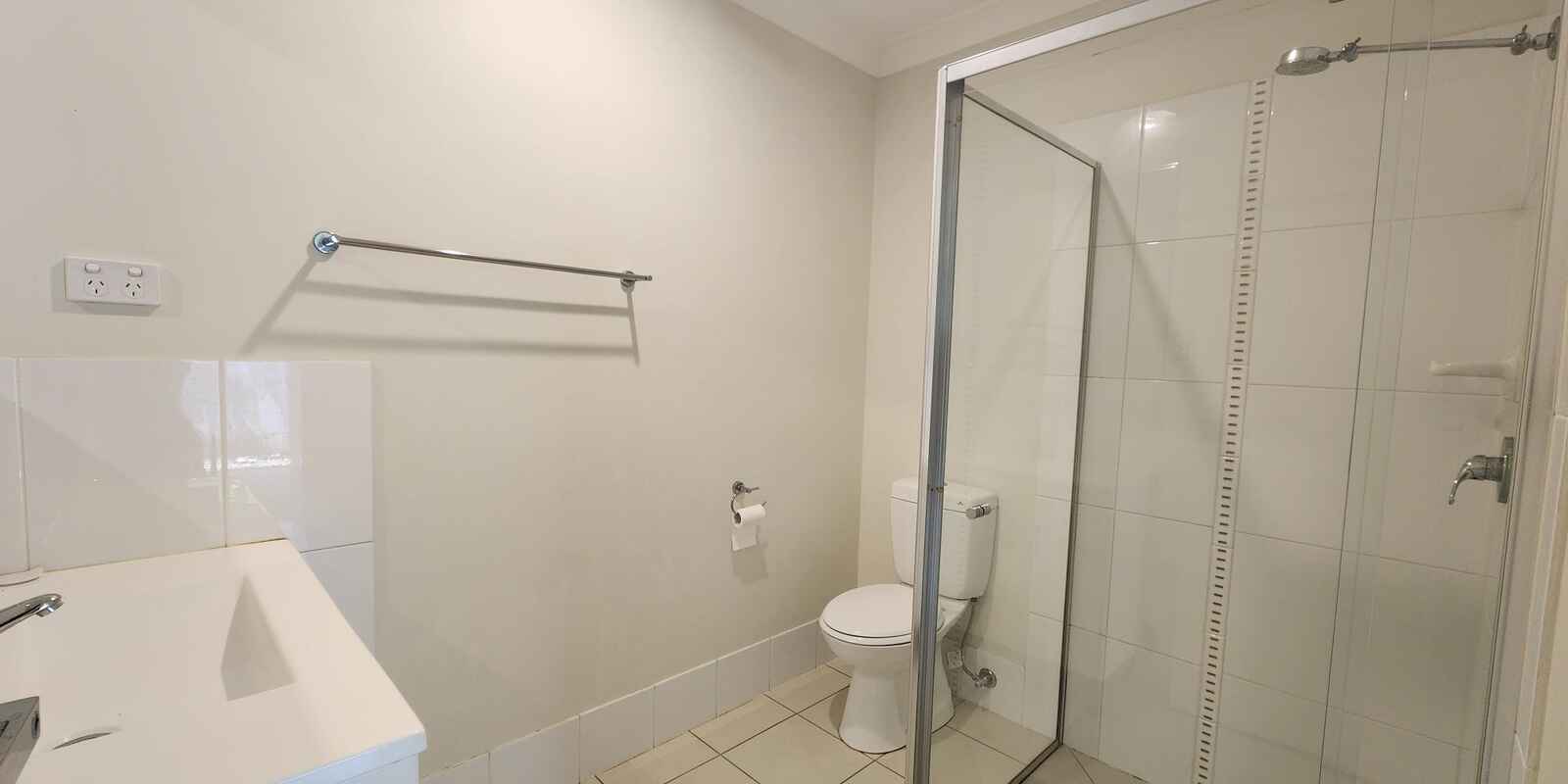 2/61 Reibelt Drive Caboolture