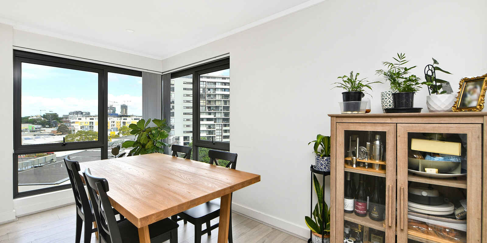 708/35A Arncliffe Street Wolli Creek 708/35A Arncliffe Street Wolli Creek