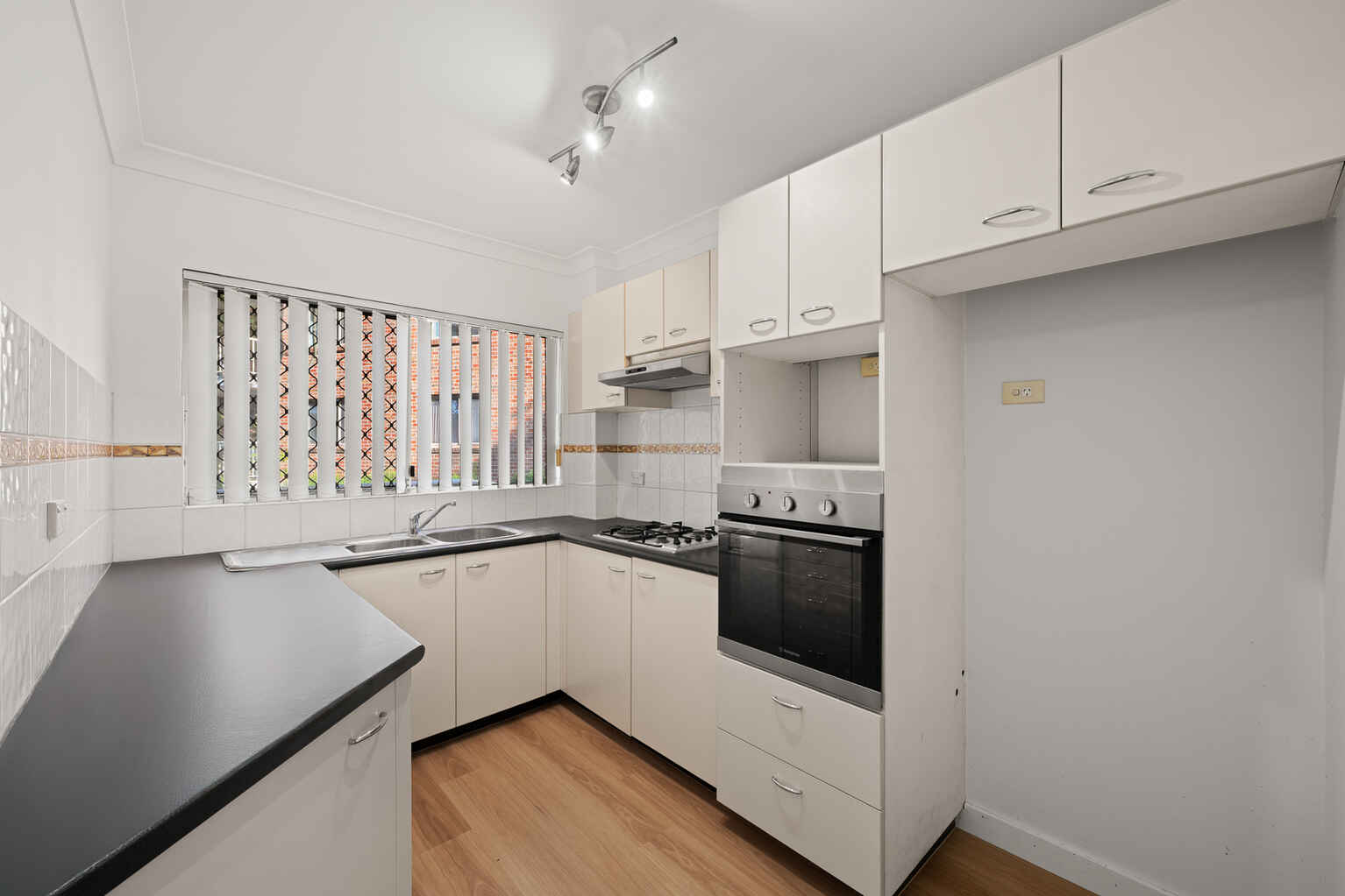 28/10-12 Broughton Street Canterbury 28/10-12 Broughton Street Canterbury