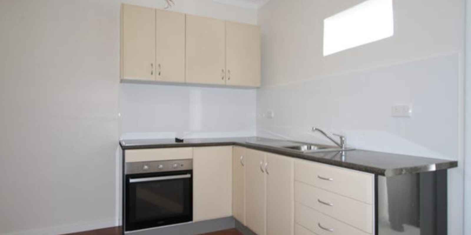 2/22 Bridge Street Erskineville