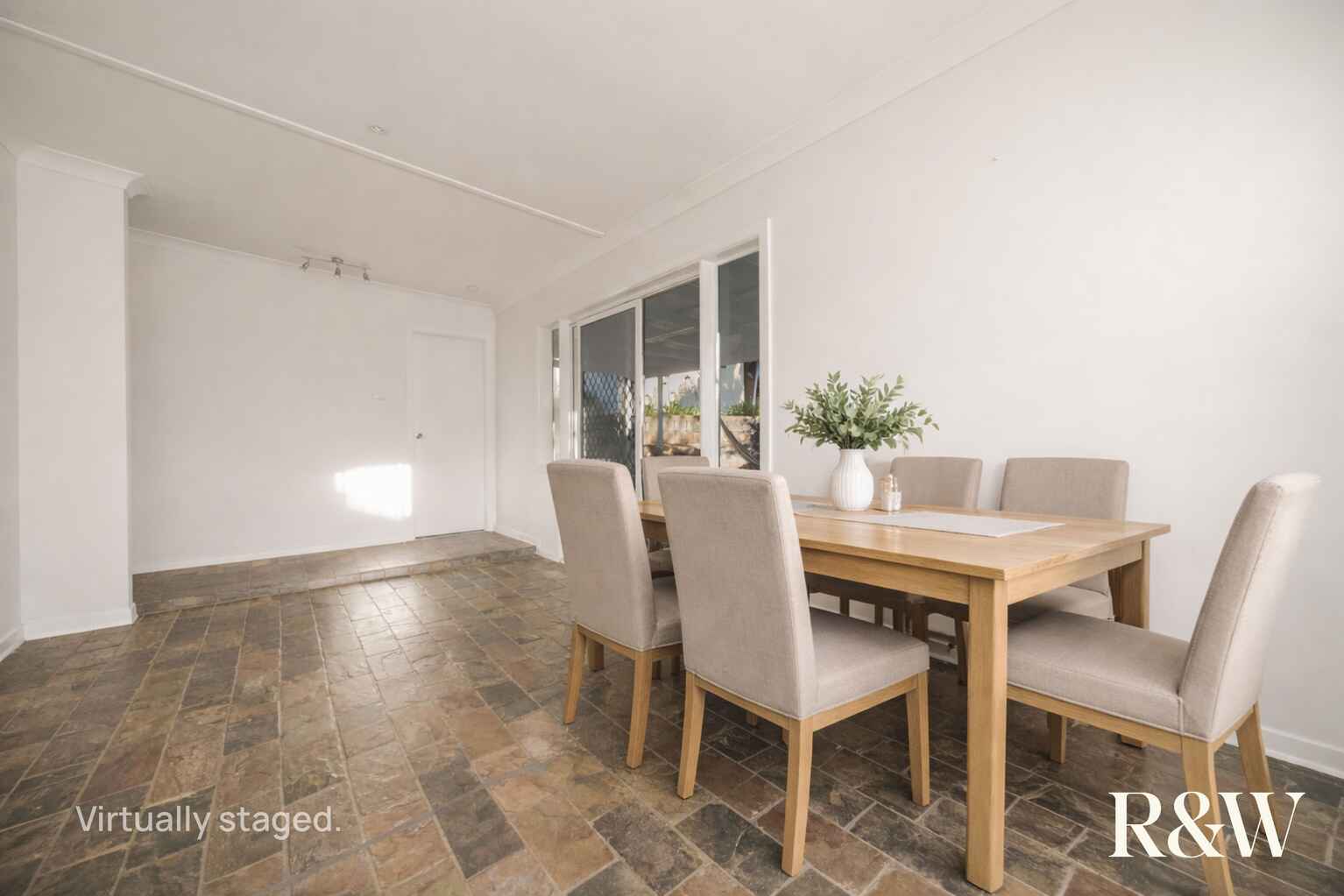 3 LACHLAN PLACE Campbelltown