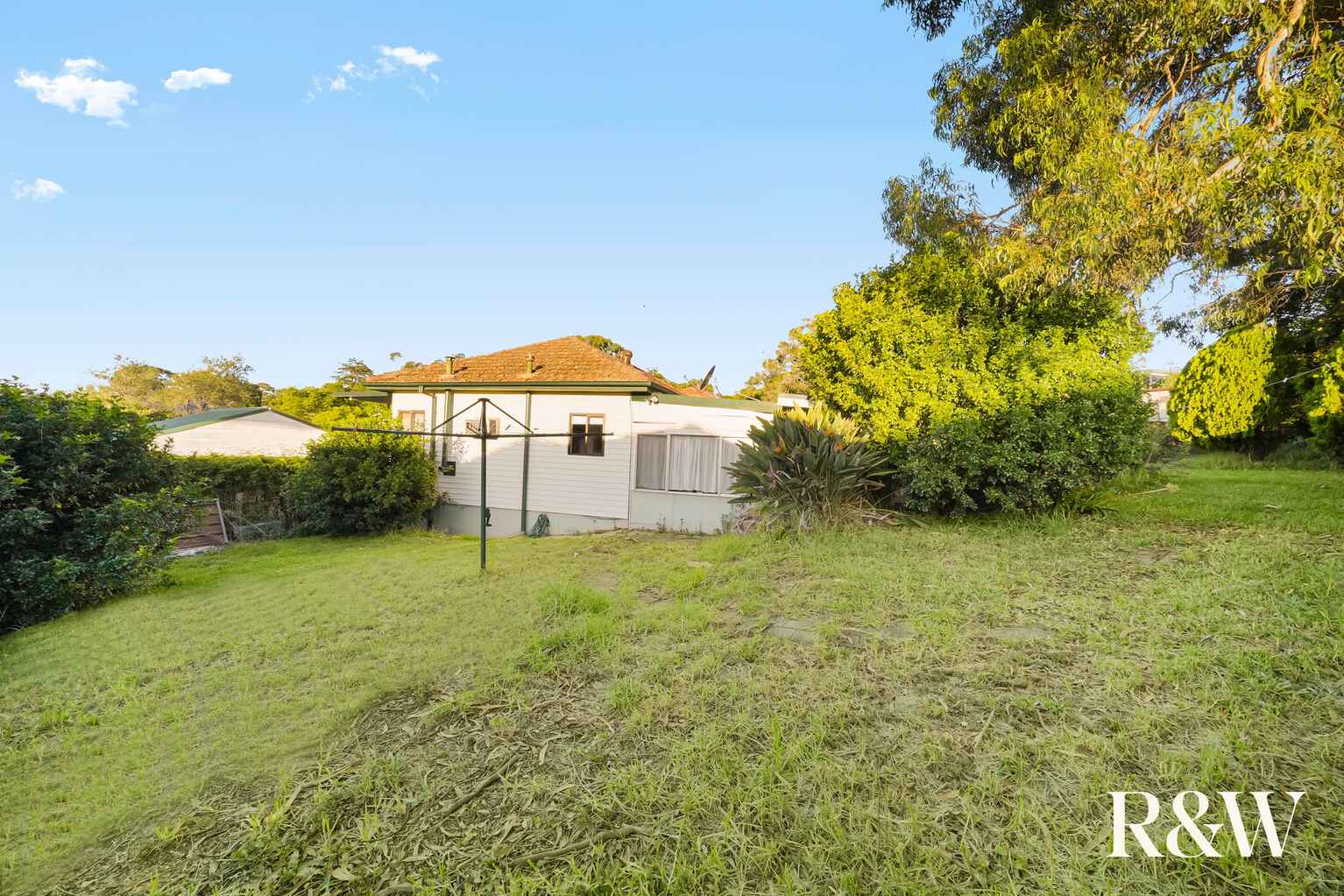 3 LACHLAN PLACE Campbelltown