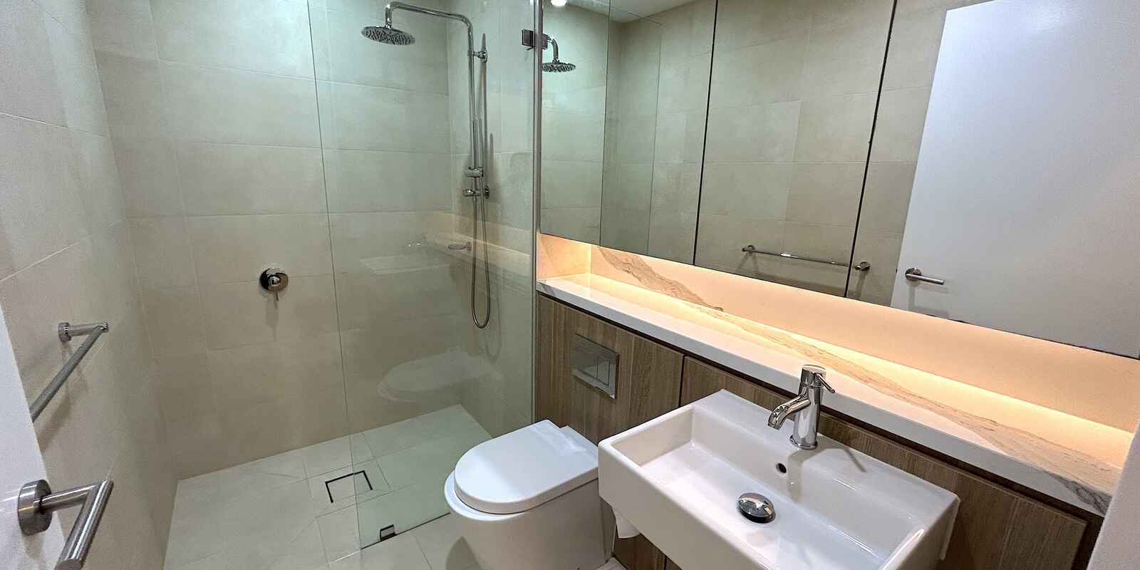 104/7 Maple Tree Road Westmead