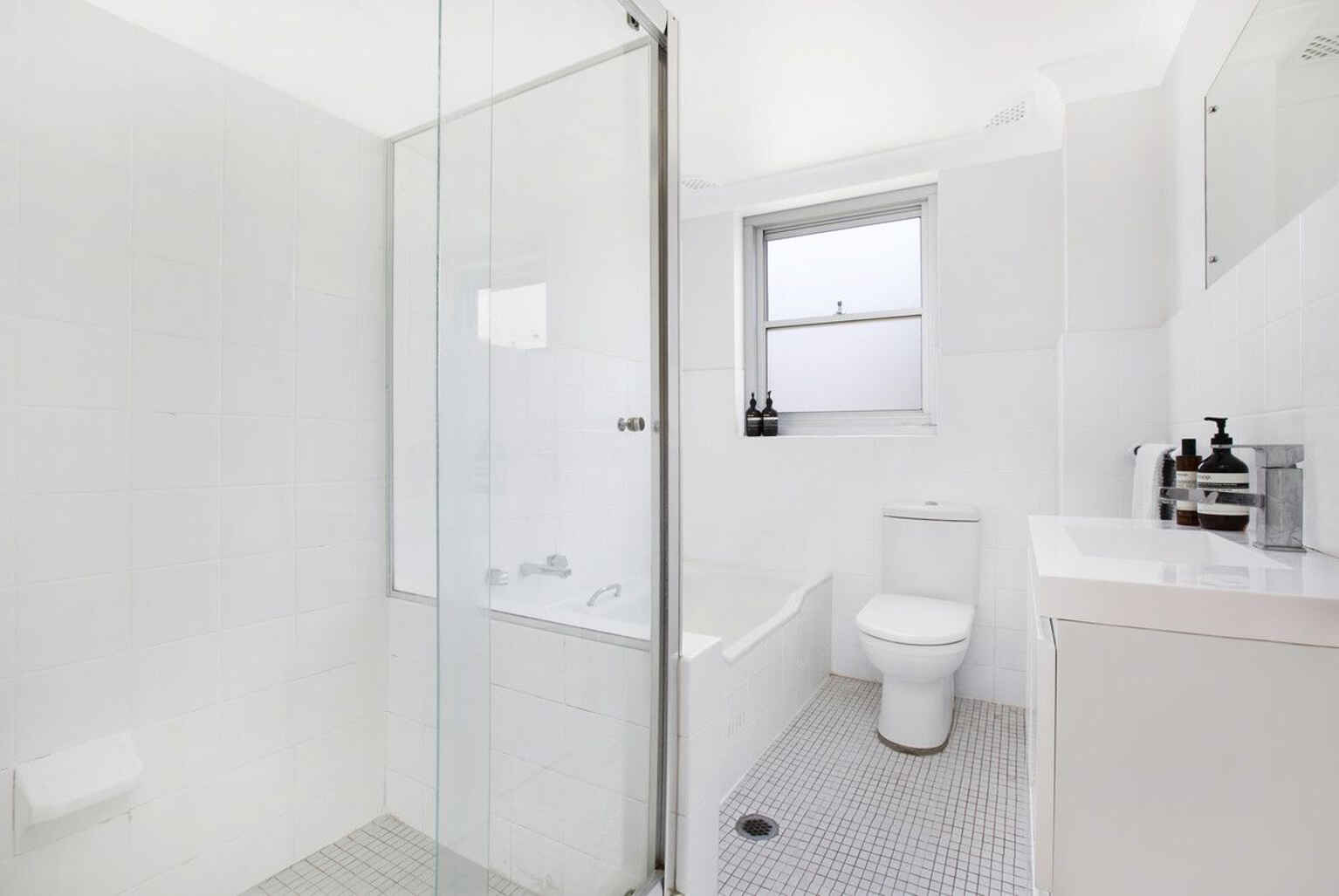 8/76 Muston St Mosman