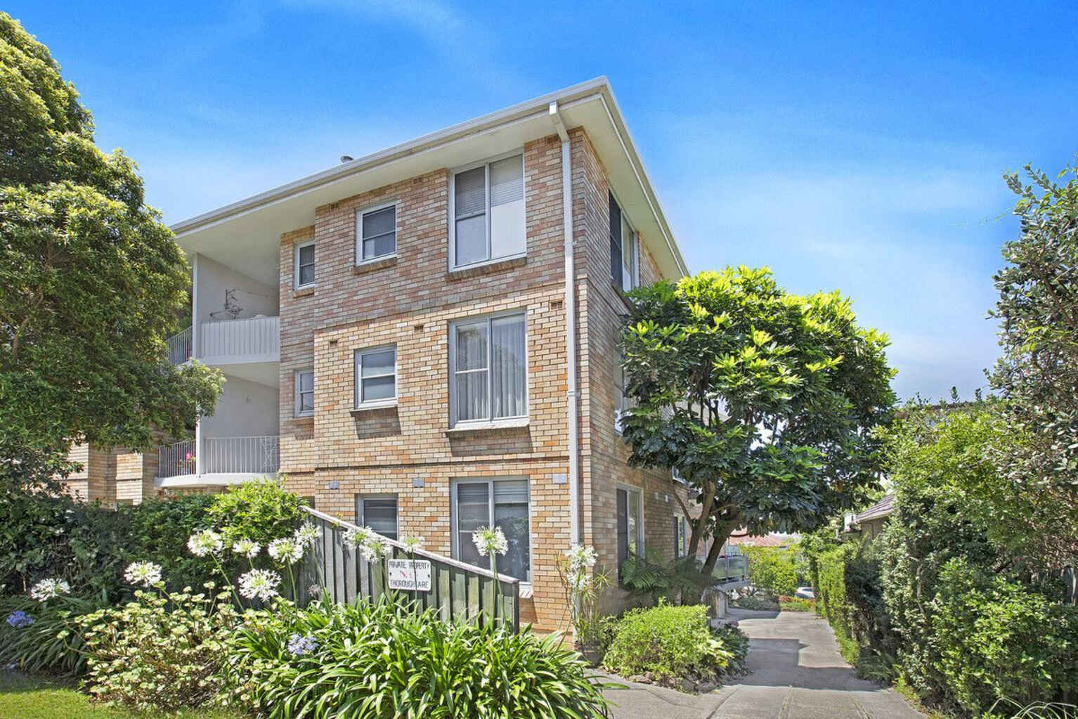 8/76 Muston St Mosman