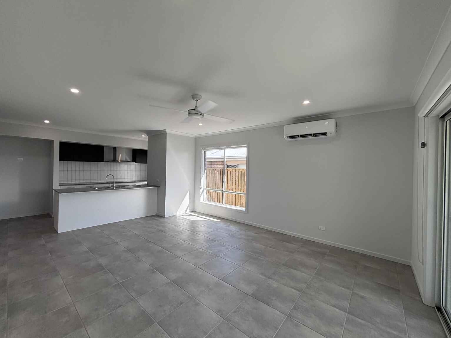 54 Merryvale Circuit Lilywood