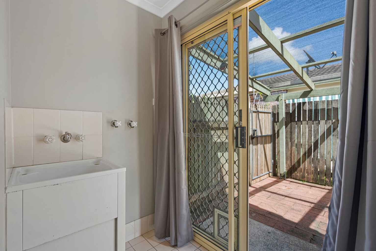 27/5-9 Grant Road Morayfield