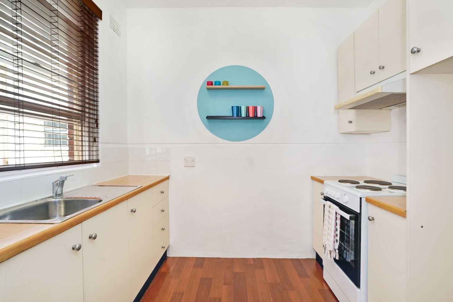 9/3 Barncleuth Square Potts Point