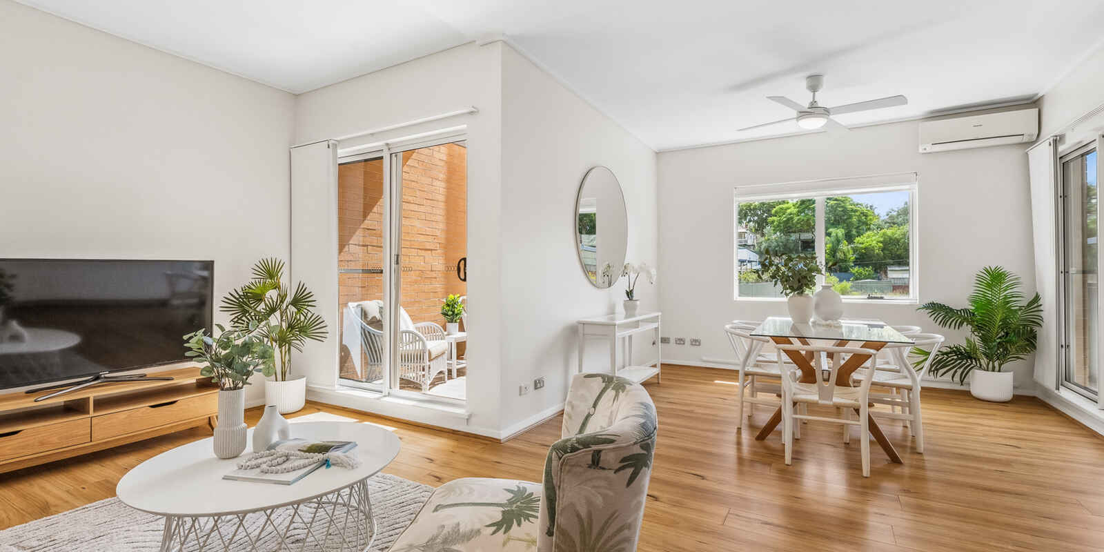 82/20 Close Street Canterbury