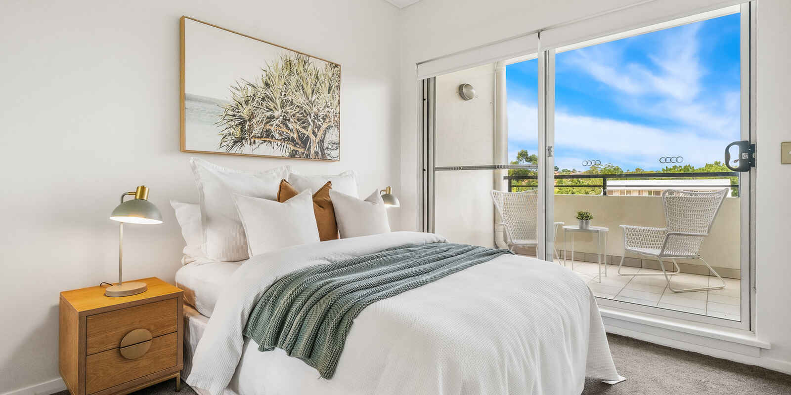 82/20 Close Street Canterbury