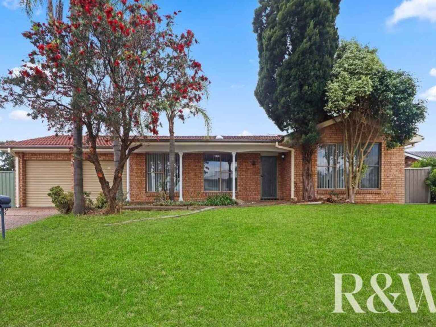 17 Rainbow Place St Clair