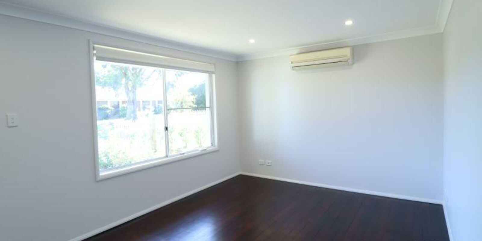 8 Nightmist Grove St Clair