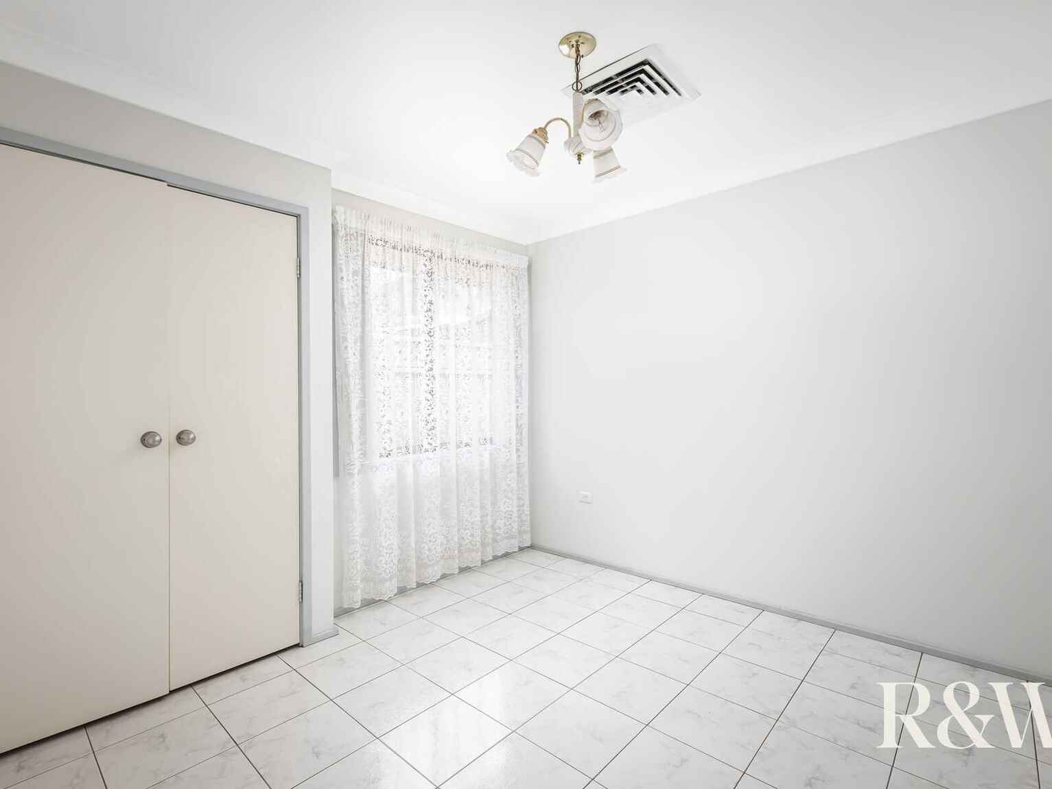 40 Peppertree Drive Erskine Park 40 Peppertree Drive Erskine Park