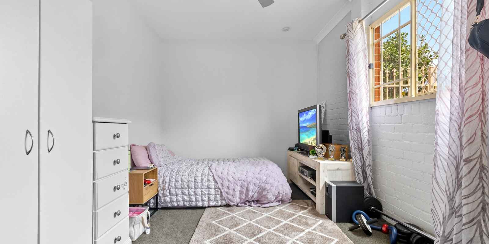 4/3 Melba Rd Woy Woy