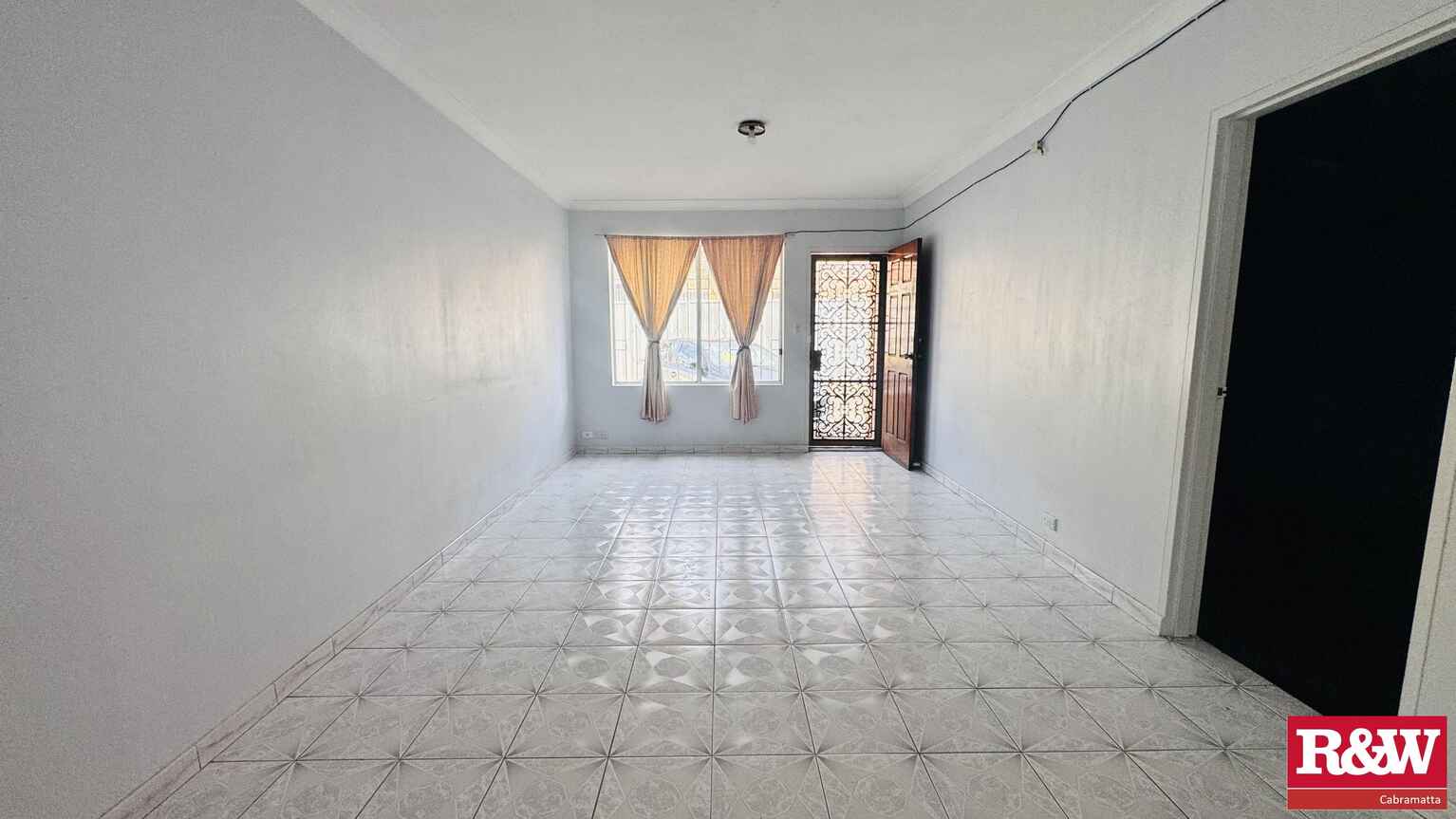 30/9-13 Hill Street Cabramatta