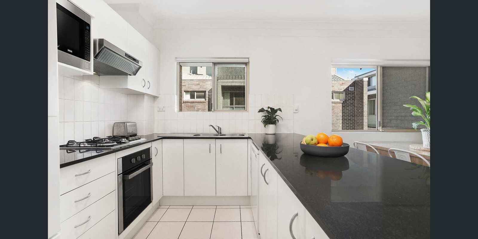 17/8 MacIntosh Street Mascot