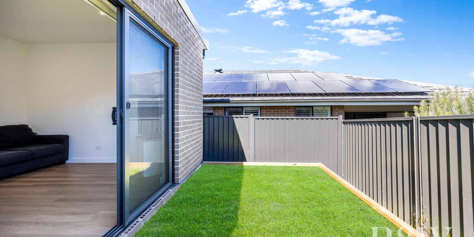 9 FLOYD STREET Spring Farm