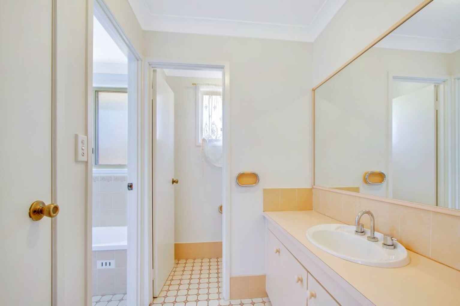 16 Haven Street Plumpton