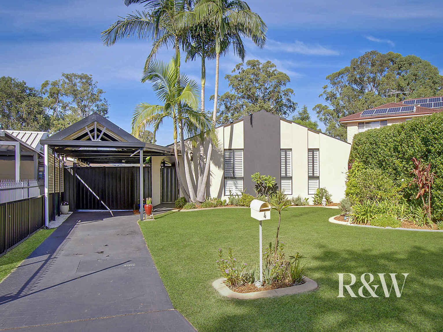 4 Kippax Place St Clair 4 Kippax Place St Clair