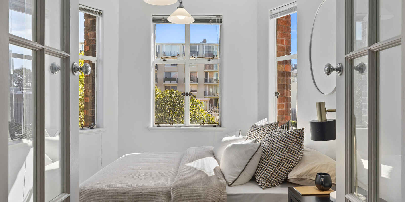 63/8 Birtley Place Elizabeth Bay