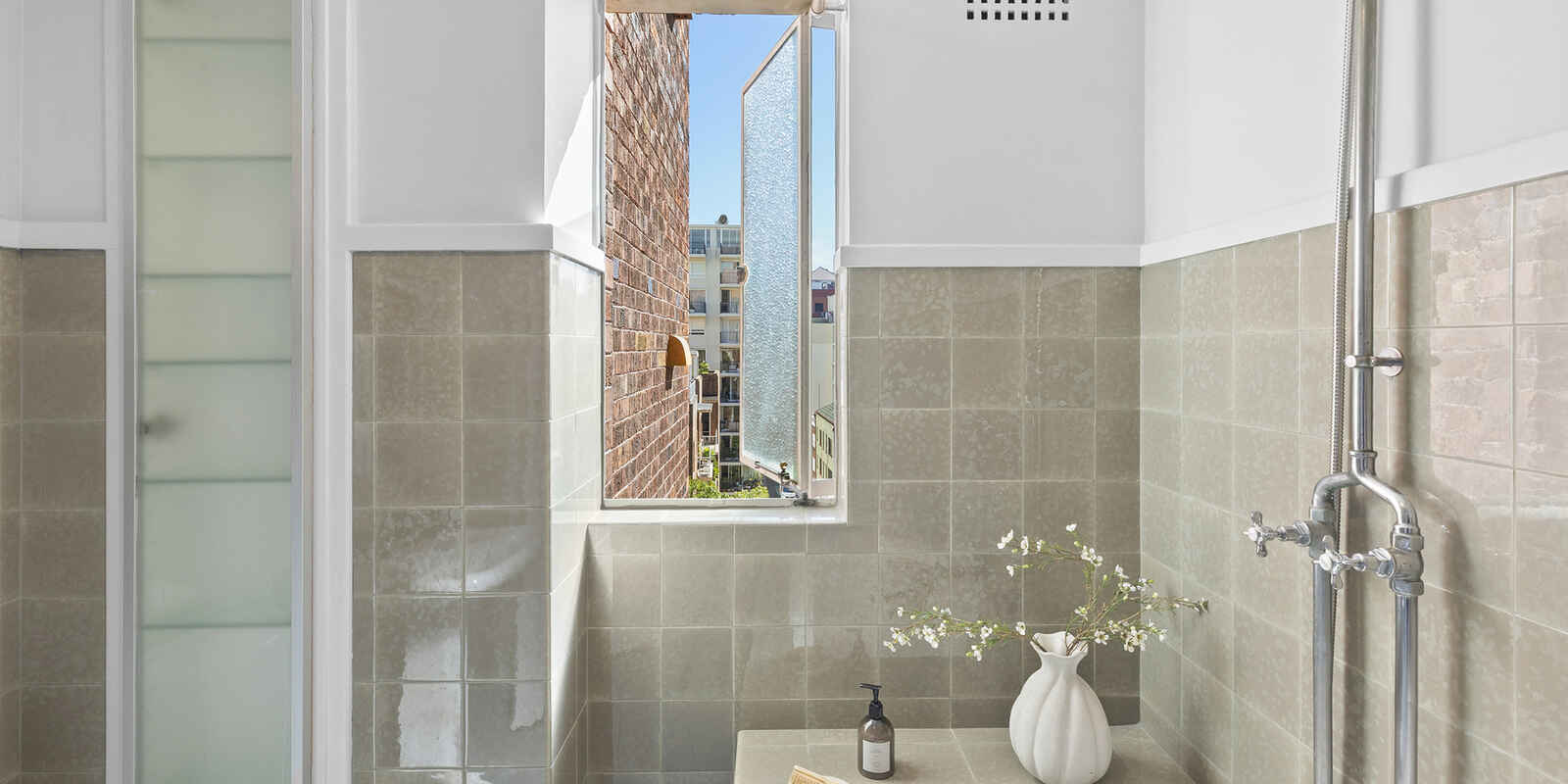 63/8 Birtley Place Elizabeth Bay