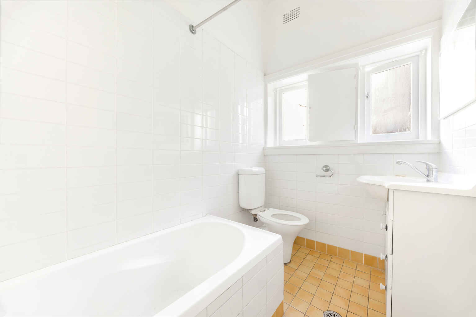 2/32 Anglesea Street Bondi