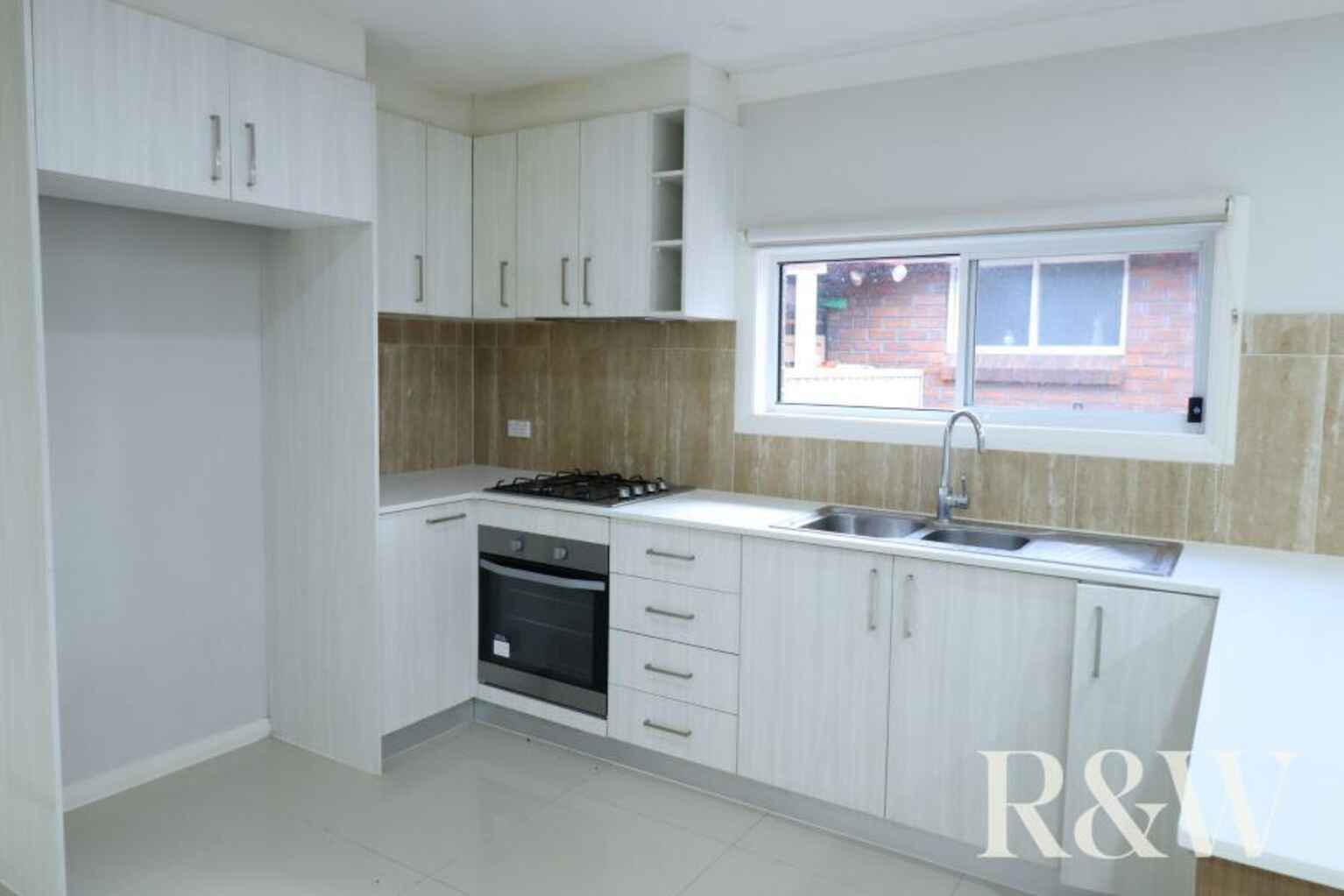 42A Harvey Circuit St Clair