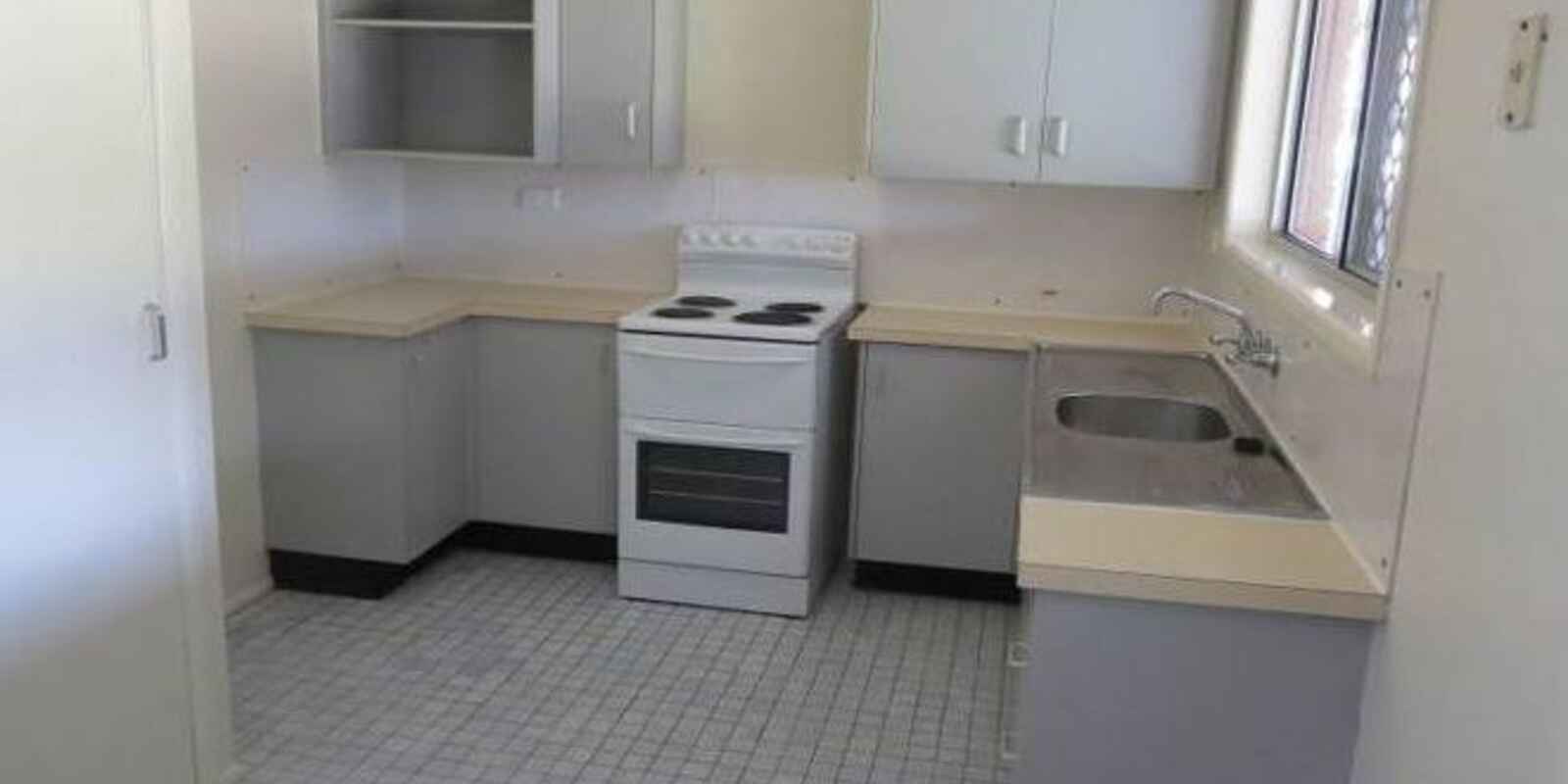 93 Old Bay Road Deception Bay