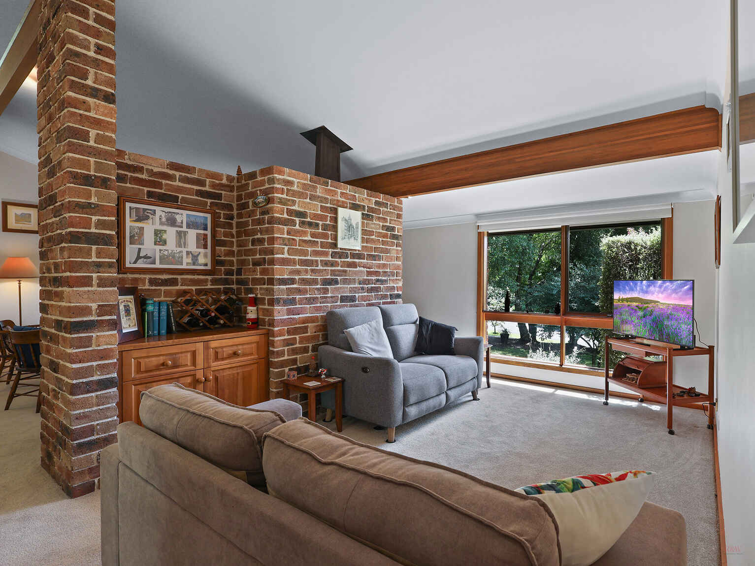 9 Farnborough Drive Moss Vale