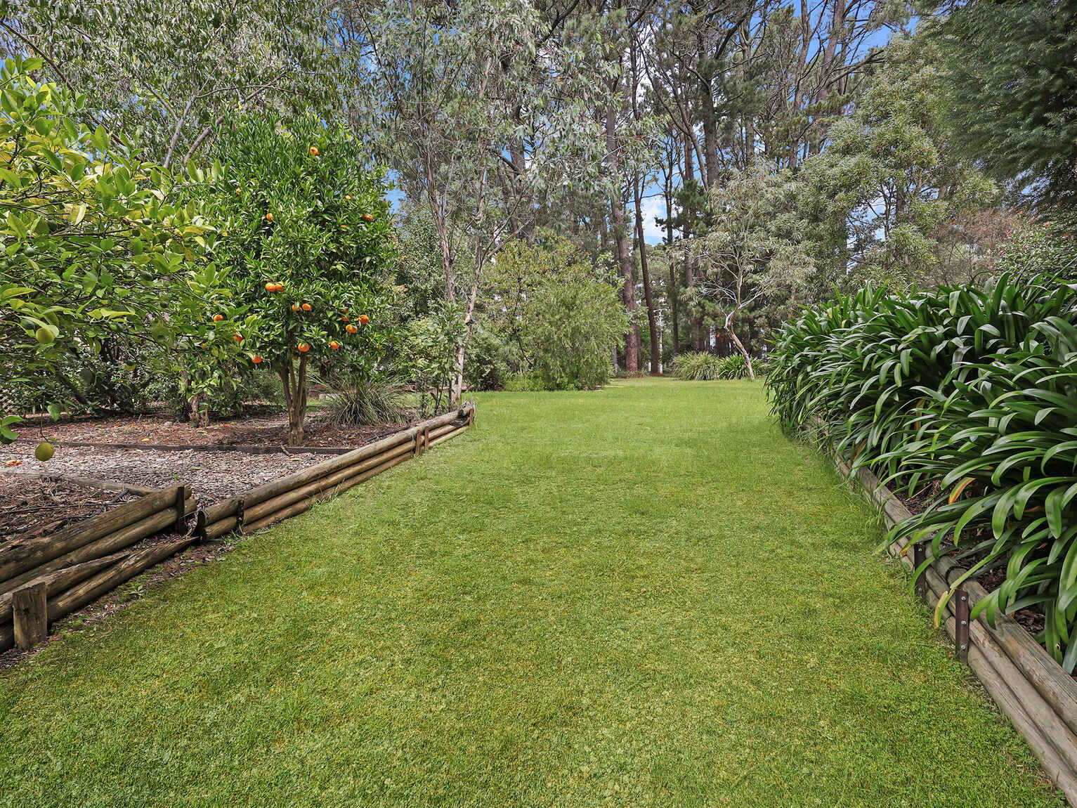 9 Farnborough Drive Moss Vale