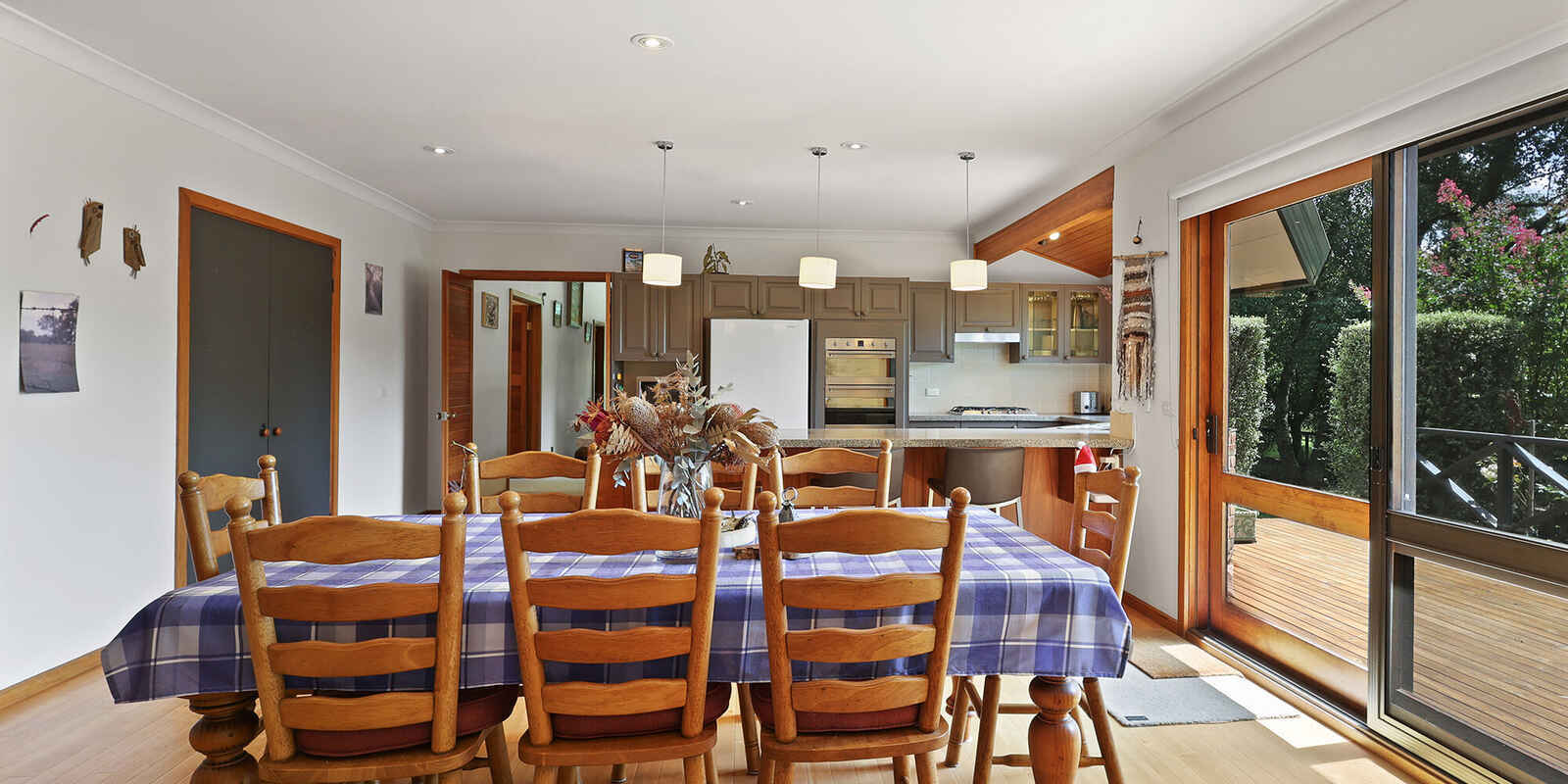 9 Farnborough Drive Moss Vale