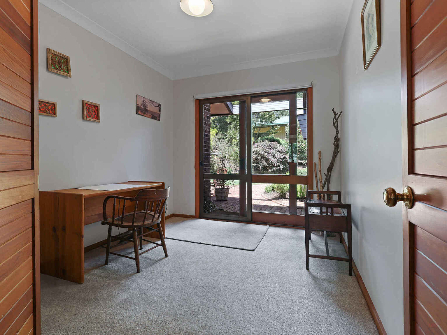 9 Farnborough Drive Moss Vale